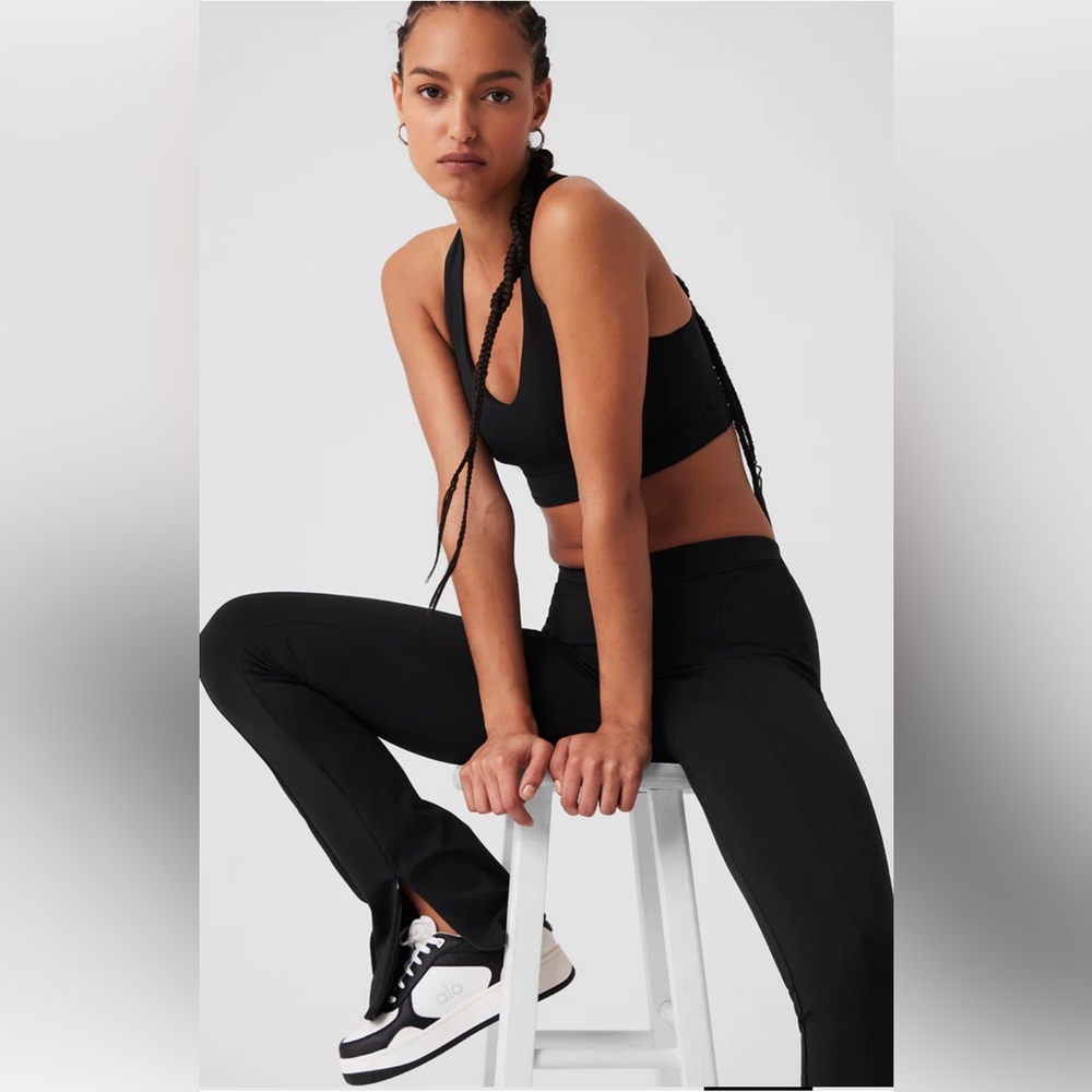 NWT ALO Yoga High-Waist 7/8 Zip It Flare Legging in Black